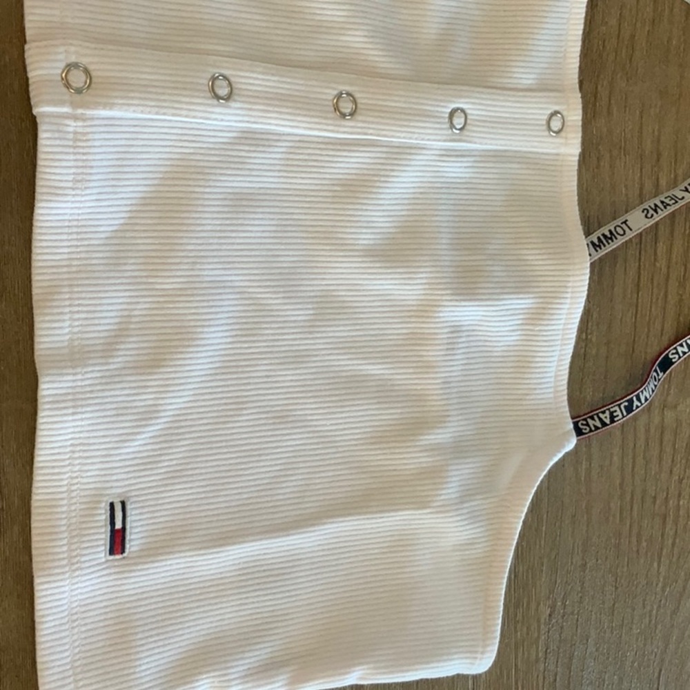 Tommy Hilfiger cropped racer back rip top